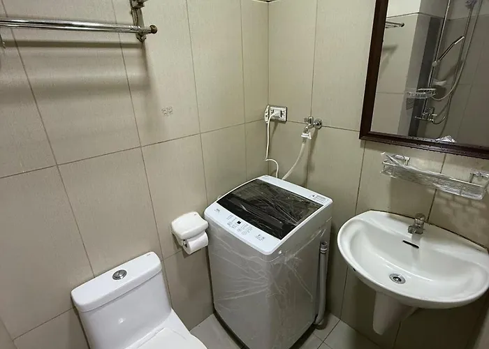 Pocco-breeze- Inhouse Pool Manila