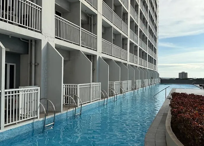 Pocco-breeze- Inhouse Pool Apartment *